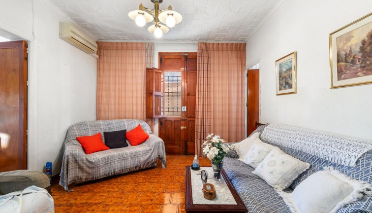 Reventa - Chalet - Orihuela