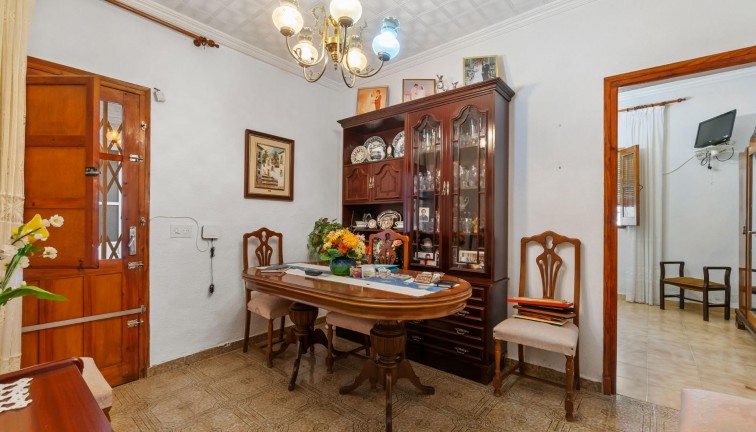 Reventa - Chalet - Orihuela