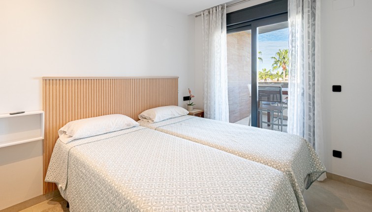 Reventa - Apartamento - Apartamento en el último piso - Los Dolses