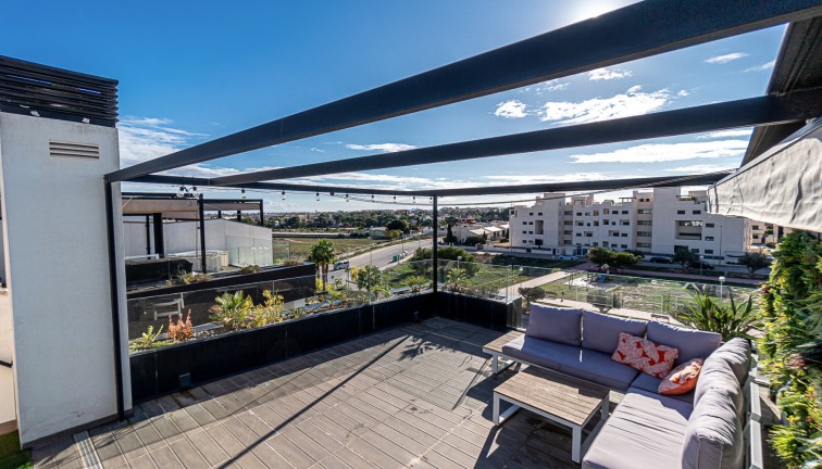 Reventa - Apartamento - Apartamento en el último piso - Los Dolses