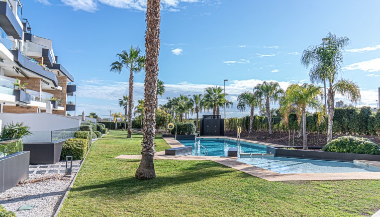 Reventa - Apartamento - Apartamento en el último piso - Los Dolses