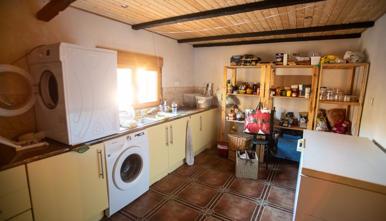 Resale - Commercial - Hondón de las Nieves