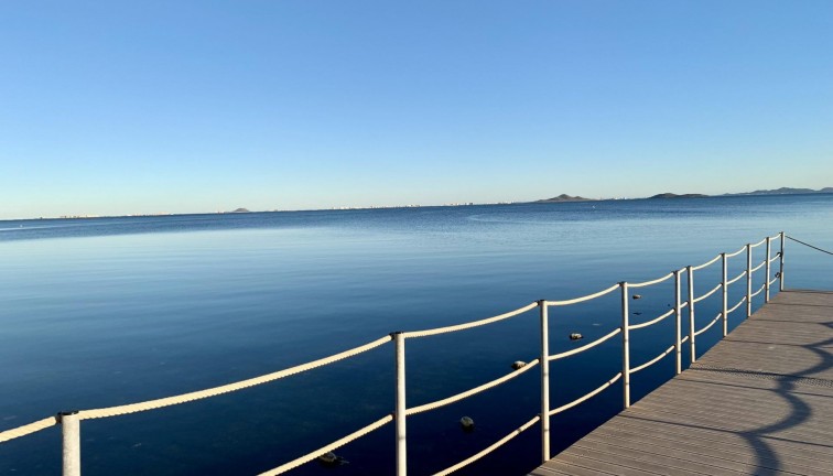 Uudistuotanto - Erillistalo - Los Alcazares