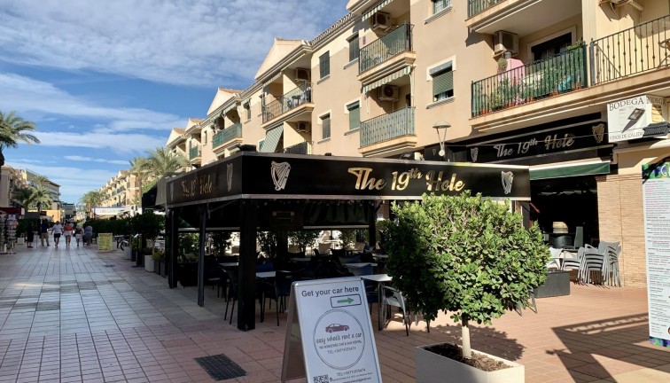 Uudistuotanto - Erillistalo - Los Alcazares