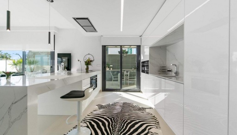 Reventa - Chalet - Orihuela Costa - Campoamor