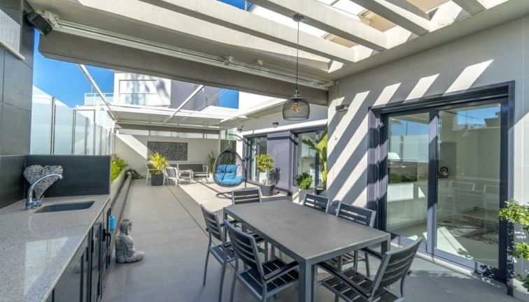 Reventa - Chalet - Orihuela Costa - Campoamor