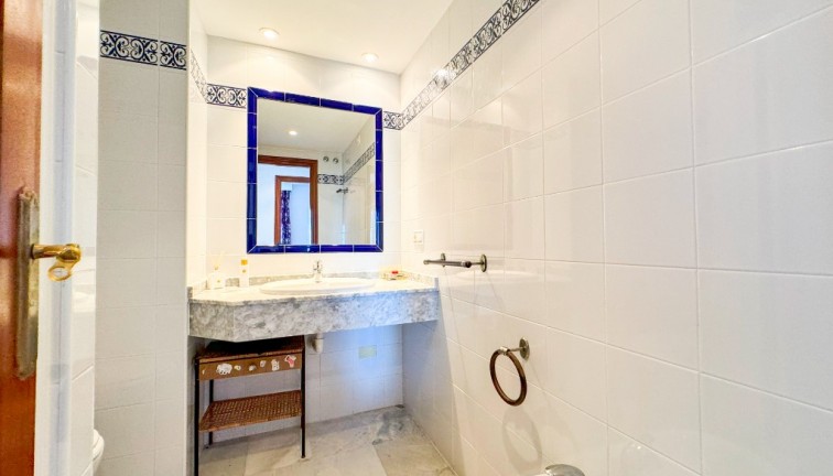 Resale - Apartment - Torrevieja