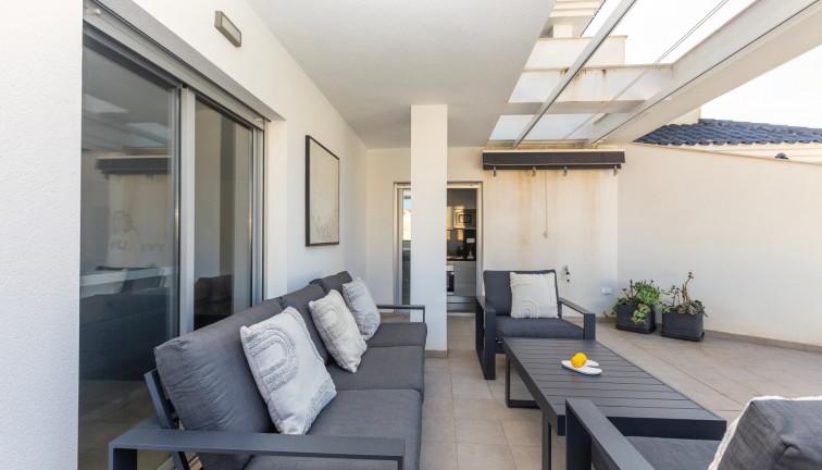 Resale - Apartment - Villamartín