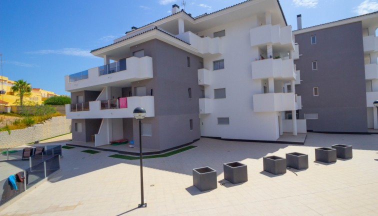Resale - Apartment - Villamartín