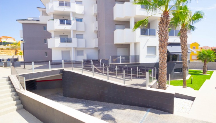Resale - Apartment - Villamartín