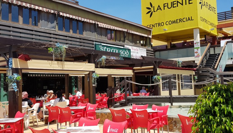 Resale - Apartment - Villamartín