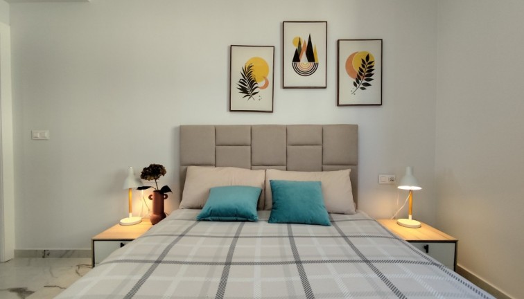 Resale - Apartment - Orihuela Costa