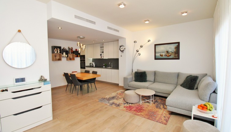 Resale - Chalet - Villamartín