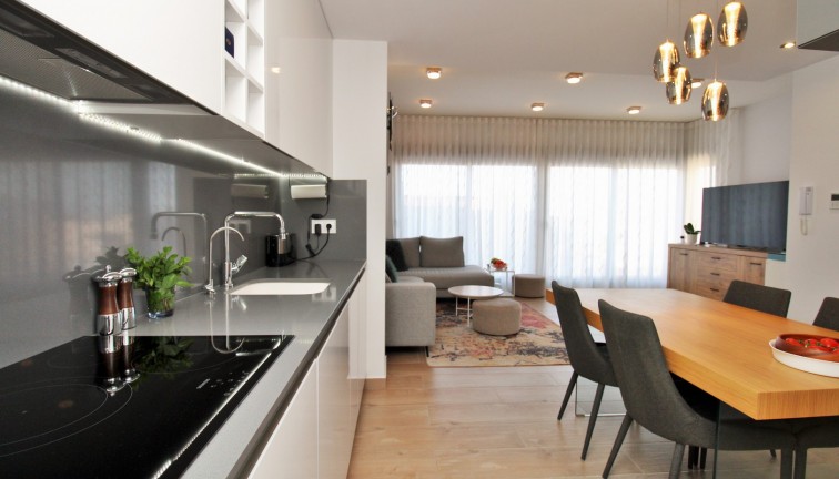 Resale - Chalet - Villamartín