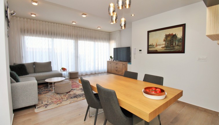 Resale - Chalet - Villamartín