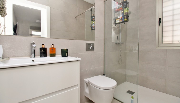 Resale - Chalet - Villamartín