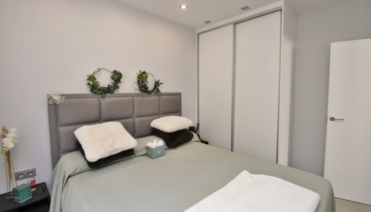 Resale - Chalet - Villamartín