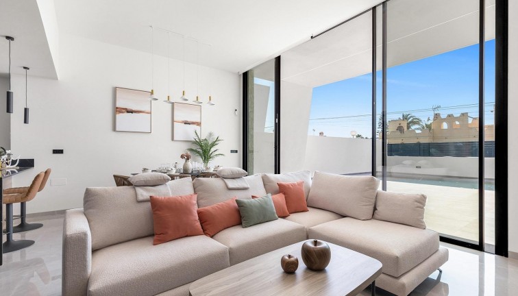 Obra nueva - Chalet - Torrevieja - Los Balcones