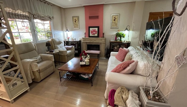 Resale - Chalet - Los Montesinos - LOS MONTESINOS