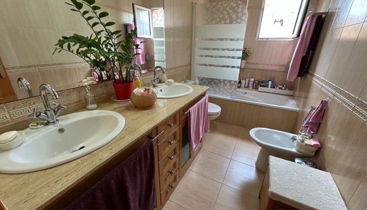 Resale - Chalet - Los Montesinos - LOS MONTESINOS