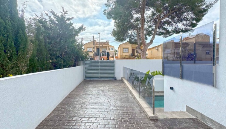 Reventa - Chalet - Torrevieja - Los Balcones