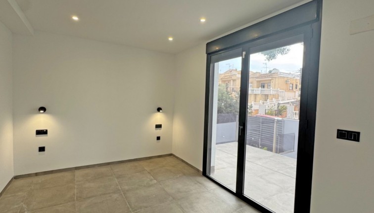 Reventa - Chalet - Torrevieja - Los Balcones