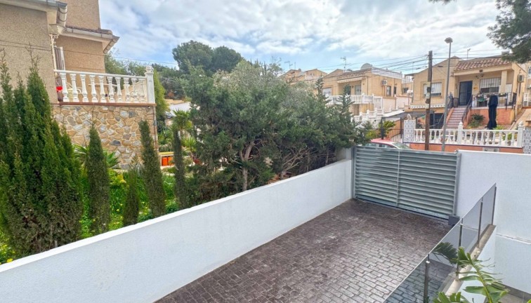 Reventa - Chalet - Torrevieja - Los Balcones