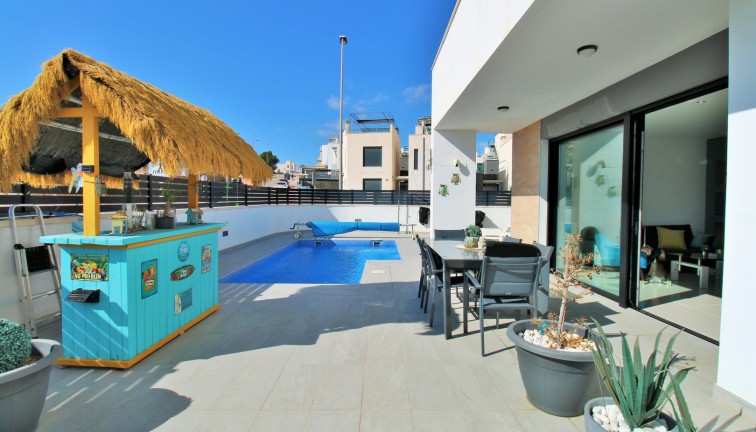 Resale - Chalet - Villamartín