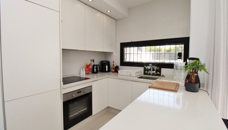 Resale - Chalet - Villamartín