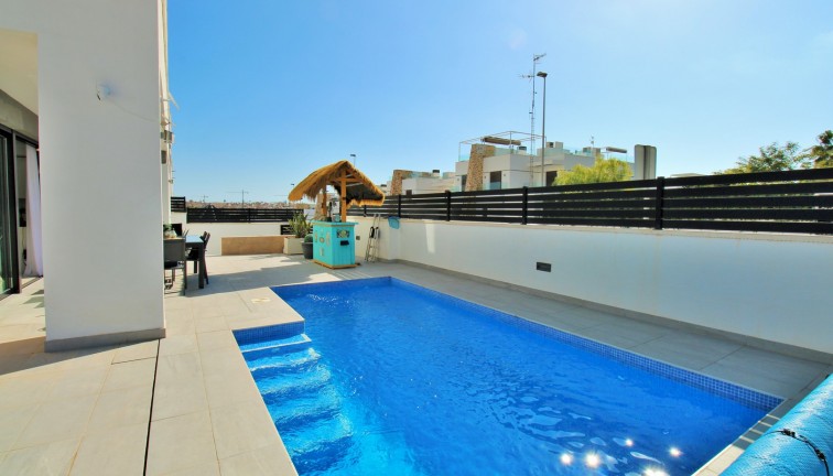 Resale - Chalet - Villamartín