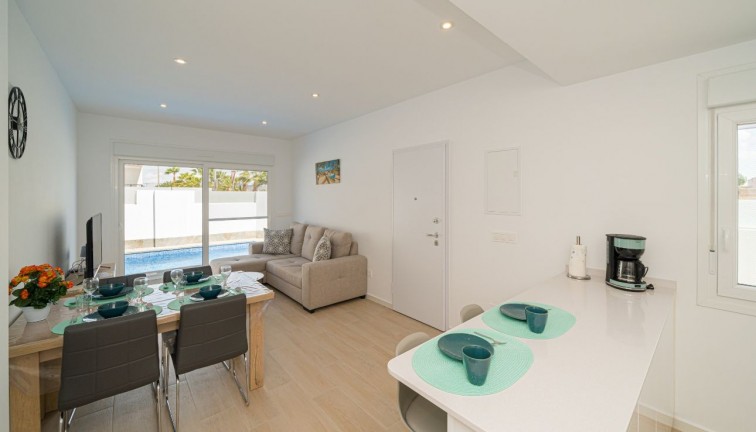 Återförsäljning - Fristående hus - Avileses