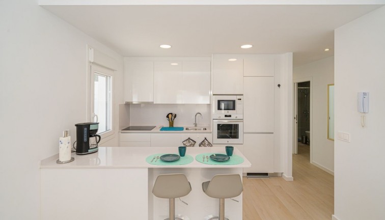 Återförsäljning - Fristående hus - Avileses