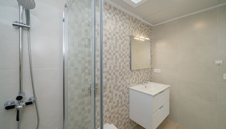 Återförsäljning - Fristående hus - Avileses