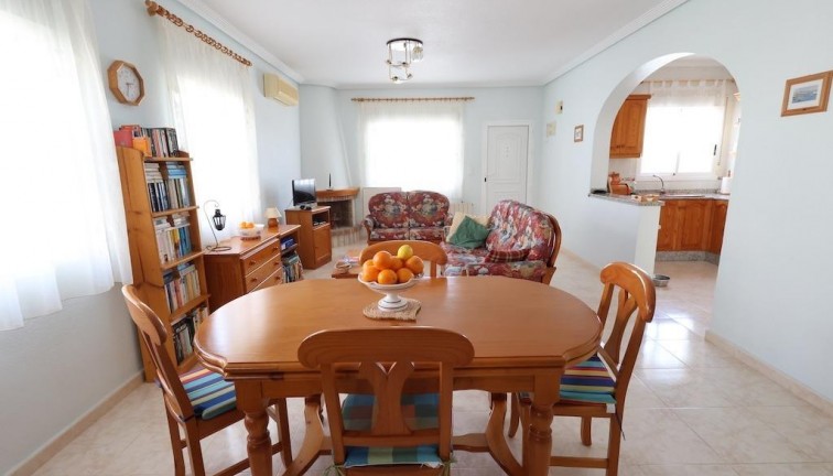 Resale - Chalet - Orihuela - Playa Flamenca