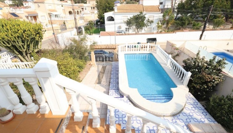 Resale - Chalet - Orihuela - Playa Flamenca
