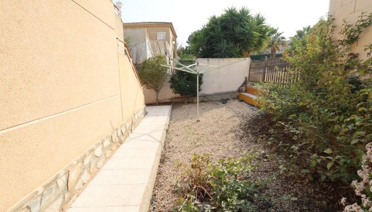 Resale - Chalet - Orihuela - Playa Flamenca