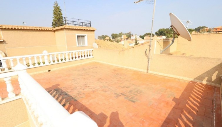 Resale - Chalet - Orihuela - Playa Flamenca