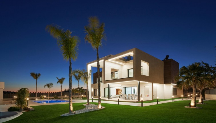 Jälleenmyynti - Erillistalo - Molina De Segura - Los Conejos