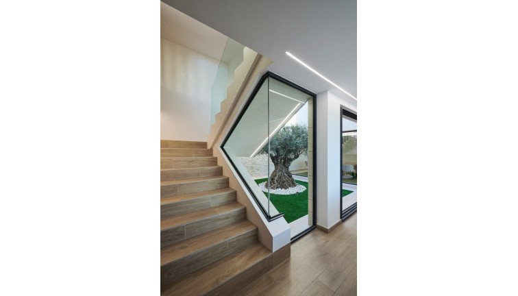 Jälleenmyynti - Erillistalo - Molina De Segura - Los Conejos