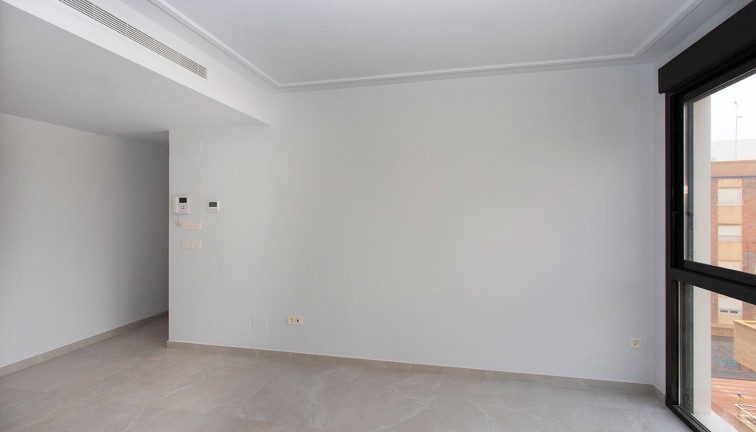 Resale - Apartment - Torrevieja - Paseo maritimo