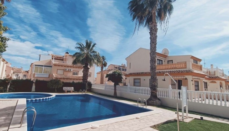 Reventa - Casa adosada - Orihuela Costa - Playa Flamenca