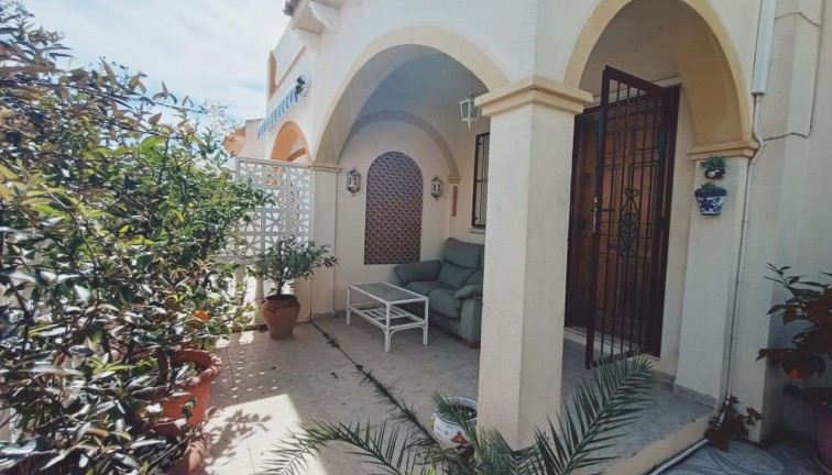 Reventa - Casa adosada - Orihuela Costa - Playa Flamenca