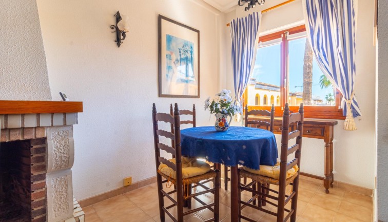 Resale - Apartment - Torrevieja - Punta Prima