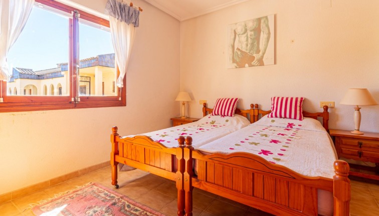 Resale - Apartment - Torrevieja - Punta Prima