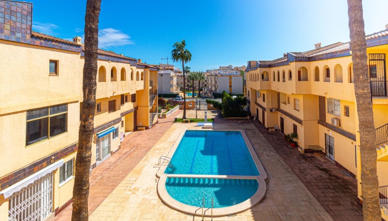 Resale - Apartment - Torrevieja - Punta Prima