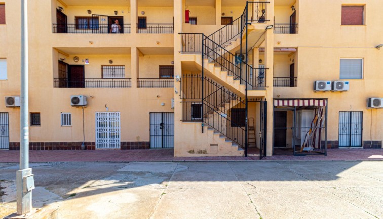 Resale - Apartment - Torrevieja - Punta Prima