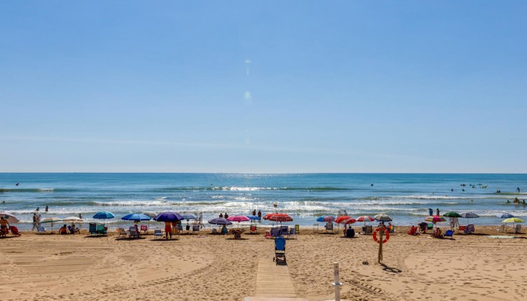 Jälleenmyynti - Asunto - Guardamar del Segura