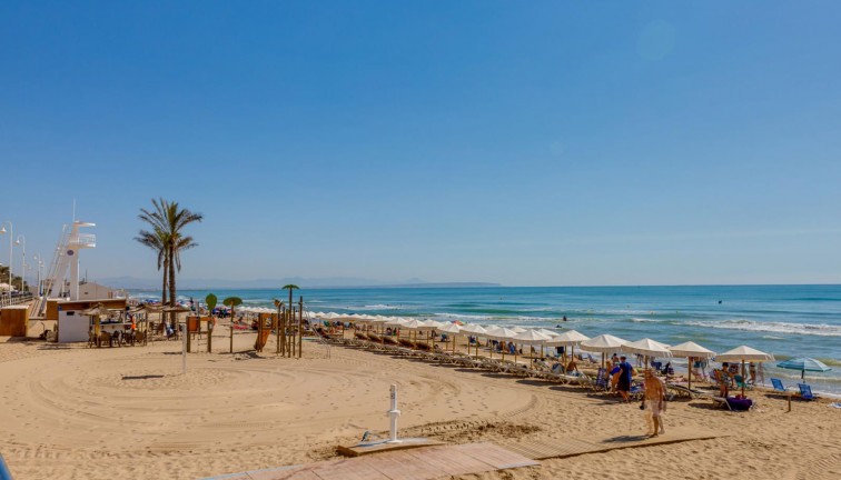 Jälleenmyynti - Asunto - Guardamar del Segura