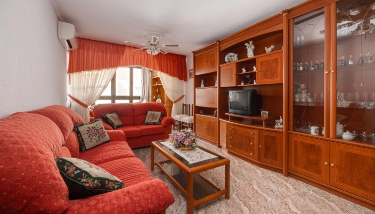 Jälleenmyynti - Asunto - Guardamar del Segura