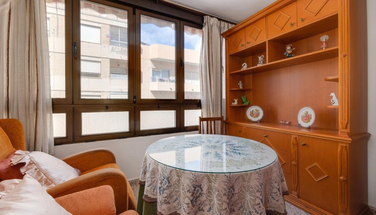 Jälleenmyynti - Asunto - Guardamar del Segura